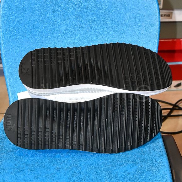 Brand new Puma ladies pacer net cage in white - Picture 7 of 7